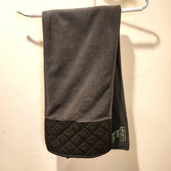 Eddy Bauer olive green Unisex carf - Picture 1 of 9